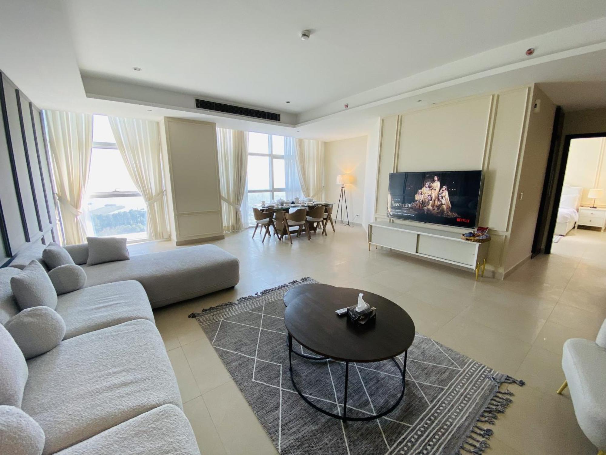 One Constitution Avenue - Apartments By Superhost Stays اسلام اباد المظهر الخارجي الصورة